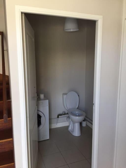 Bel Appart Au Bord De L'Eau Proche Gare Avec Wifi Auxerre Buitenkant foto