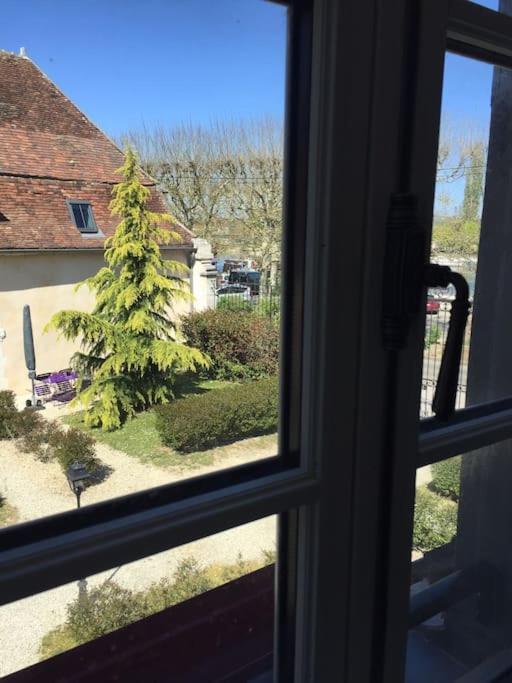 Bel Appart Au Bord De L'Eau Proche Gare Avec Wifi Auxerre Buitenkant foto
