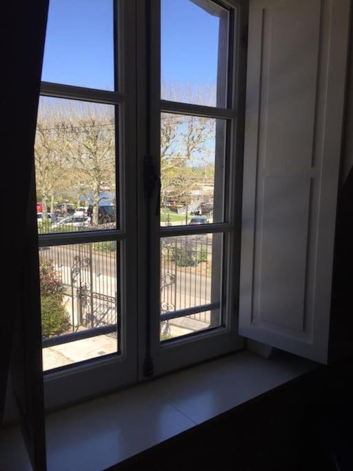 Bel Appart Au Bord De L'Eau Proche Gare Avec Wifi Auxerre Buitenkant foto