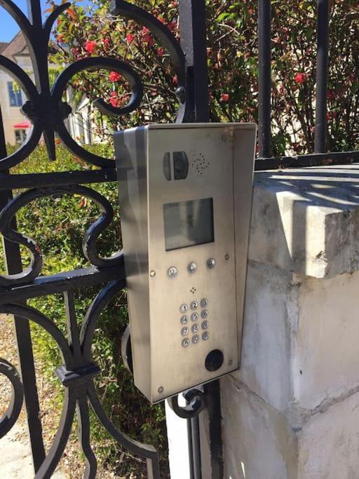 Bel Appart Au Bord De L'Eau Proche Gare Avec Wifi Auxerre Buitenkant foto